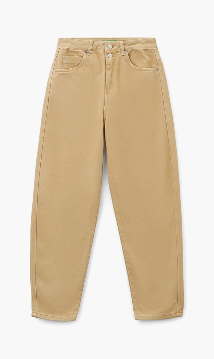 يونايتد كولورز أوف بينيتون بني Mom Fit Jeans for للنساء