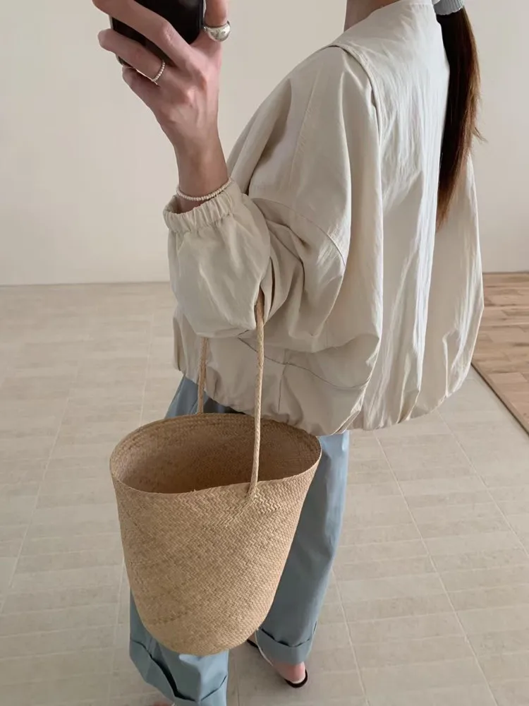 معطف نسائي بلون سادة على الطراز الكوري فضفاض عالي الشارع للربيع جاكيت منفوخ ملابس عصرية للسيدات