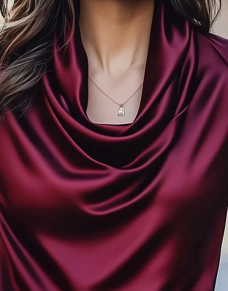 بلوزة نسائية من الساتان بياقة منخفضة وأكمام قصيرة، أنيقة ومناسبة للعمل والحفلات المسائية